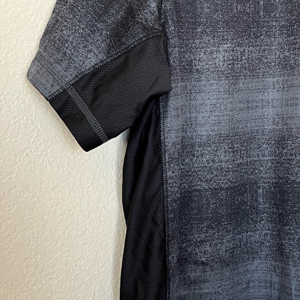 ASICS shirt - Picture 3 of 9